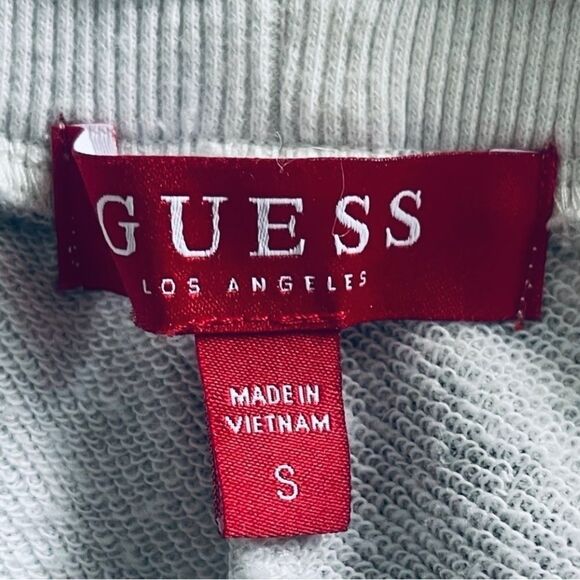 Guess Oaks Logo Tape Jogger Pant in Pink
Camouflage - Picture 7 of 8